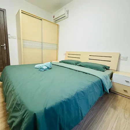 Ataraxia Park Condo Forest City Gelang Patah Exterior photo