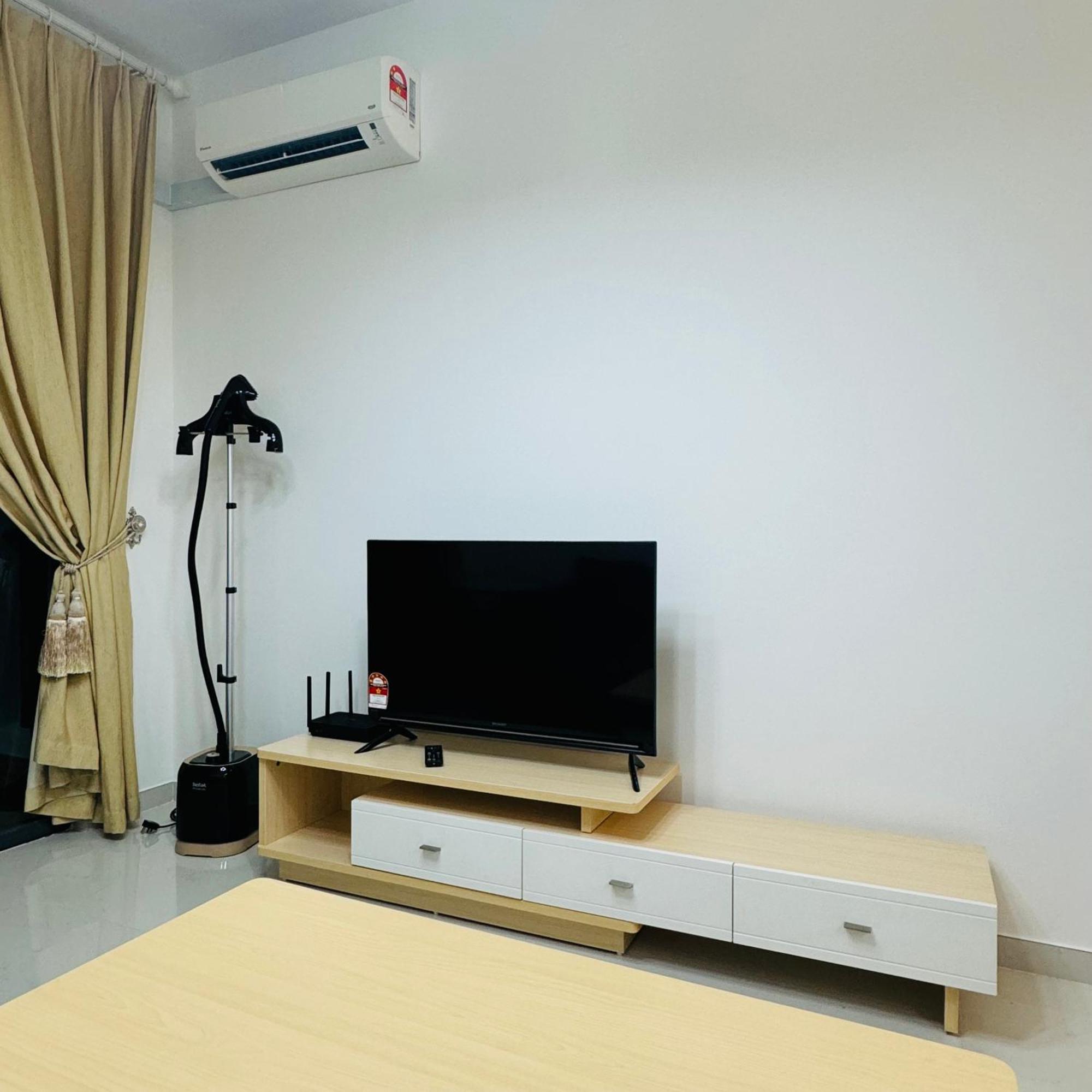 Ataraxia Park Forest Gelang Patah